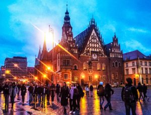 Budova radnice na wroclawském náměstí Rynek