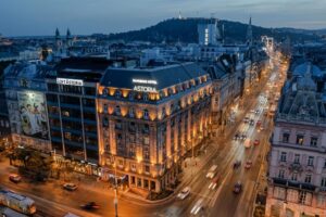 ubytování ve stylovém historickém hotelu Astoria v centru Budapešti