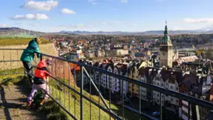 Klodzko s dětmi nabízí i krásné výhledy z tvrzena klodzký rynek a radnici
