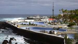 Komplex mořských bazénů Lago Martiánez v Puerto de la Cruz na Tenerife